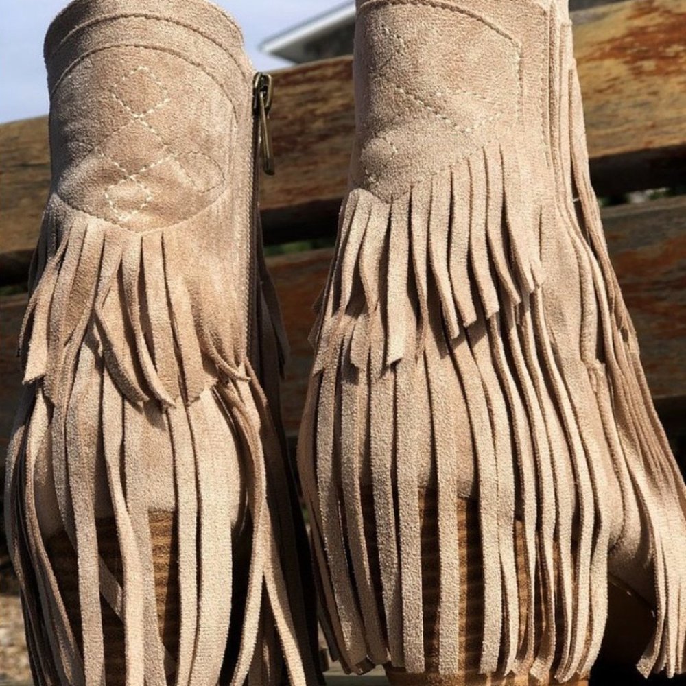 NEW Fringe Tassel Faux Suede Pointy Toe Block Heel Western Booties Boots Taupe - Picture 3 of 13